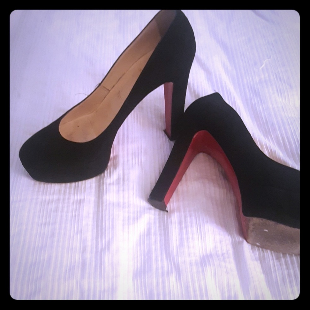 Christian Louboutin Bibi Pumps